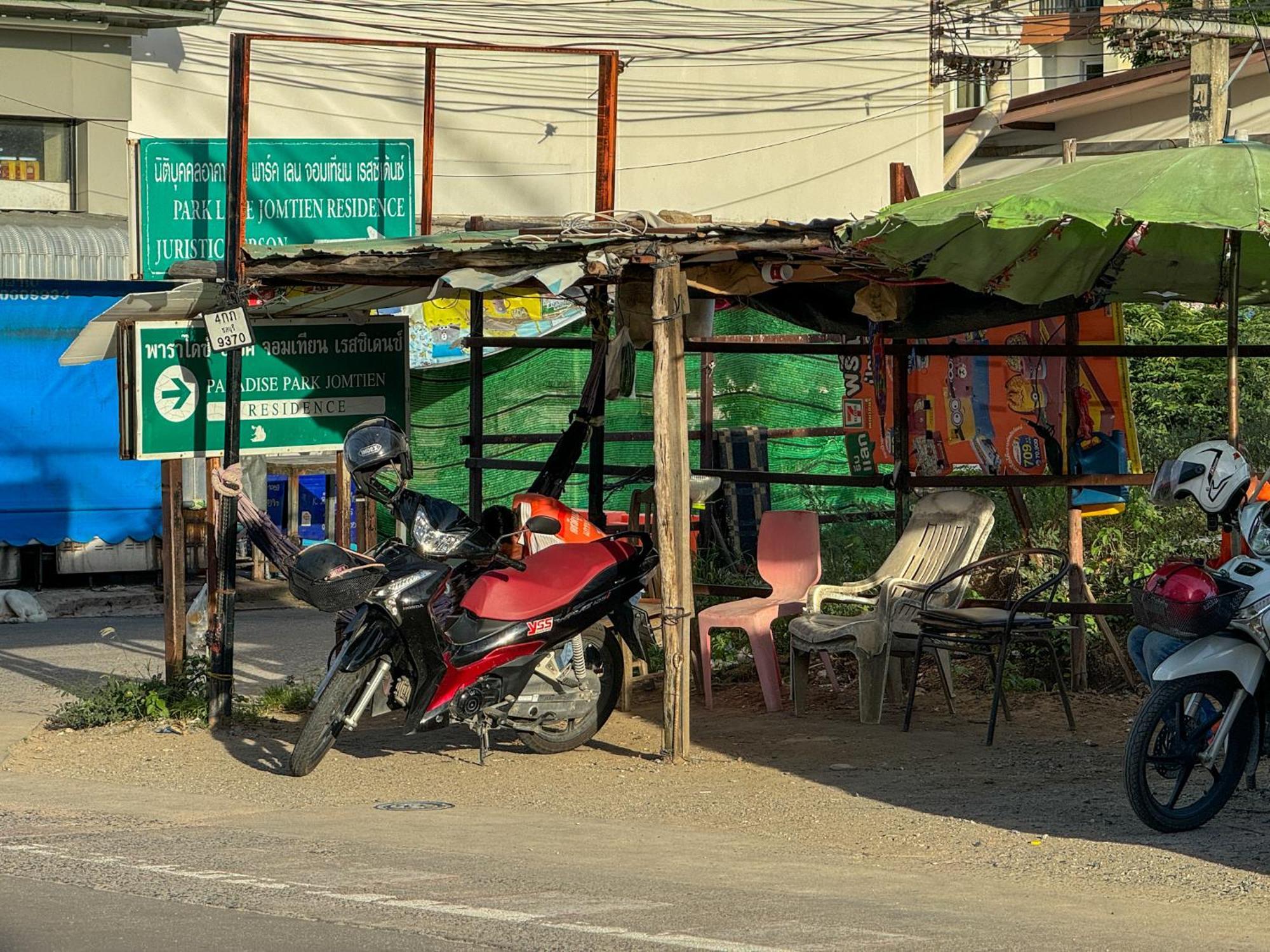 卧室直达泳池 全网最低价 到中天海滩5分钟 Pantai Jomtien Luaran gambar